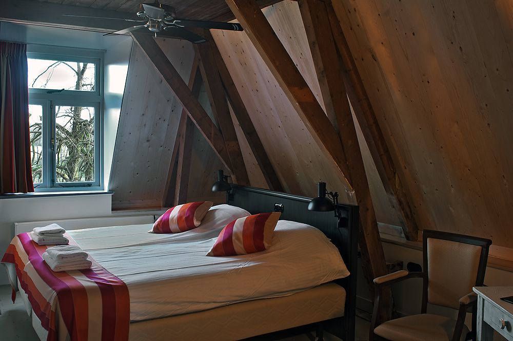 Hotel Restaurant Lunia Oldeberkoop エクステリア 写真